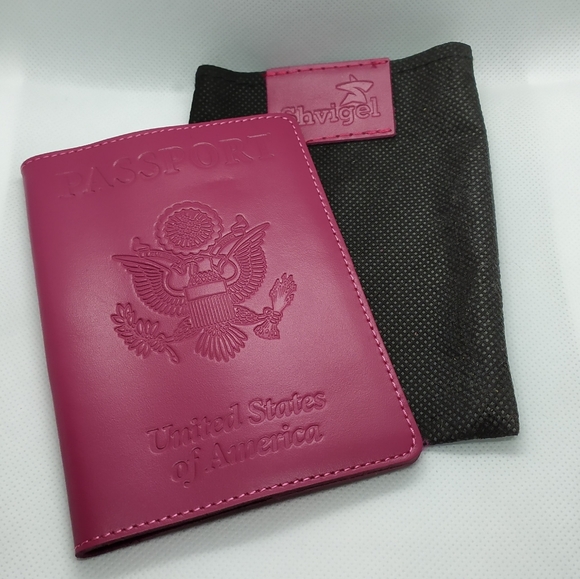 Accessories - Leather Passport holder